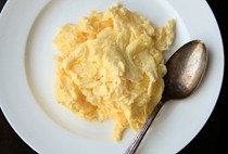Light and fluffy scrambled eggs