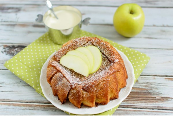 Light custard sauce (Crème anglaise)