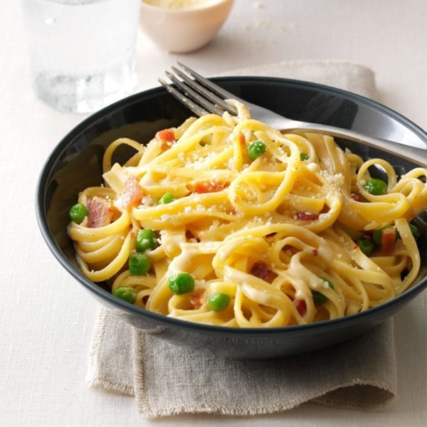 Light linguine carbonara 