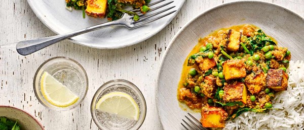 Light paneer curry