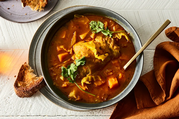Light soup with chicken (Nkrakra)