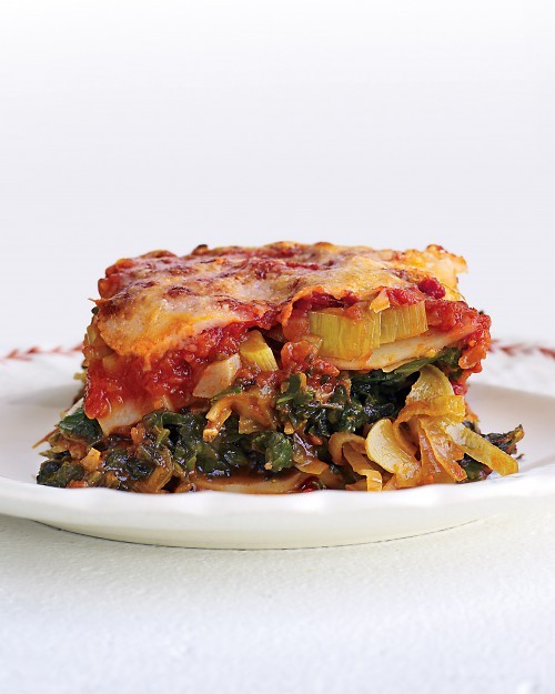 Light spinach and leek lasagna
