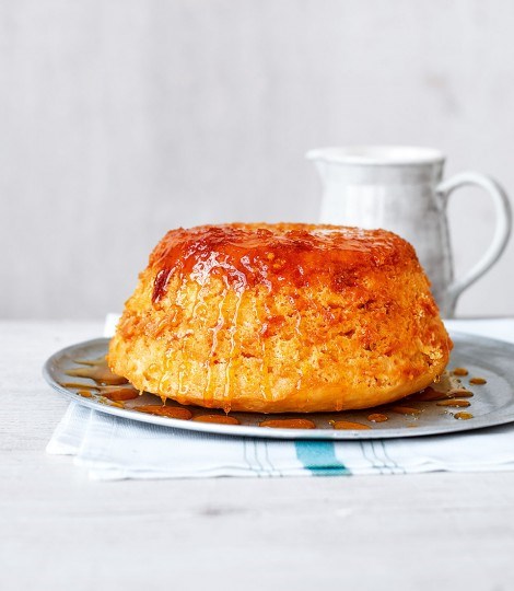 Lighter steamed syrup sponge