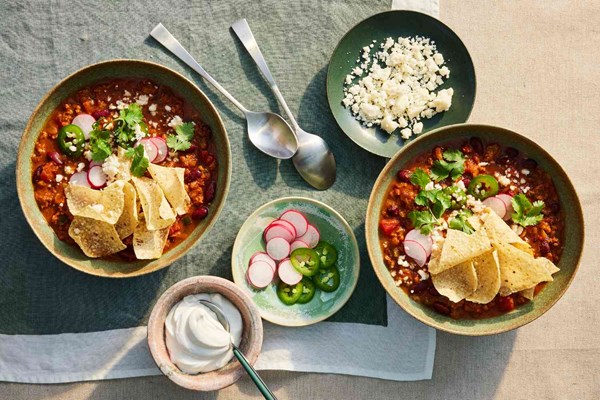 Lightnin' fast weeknight skillet chili