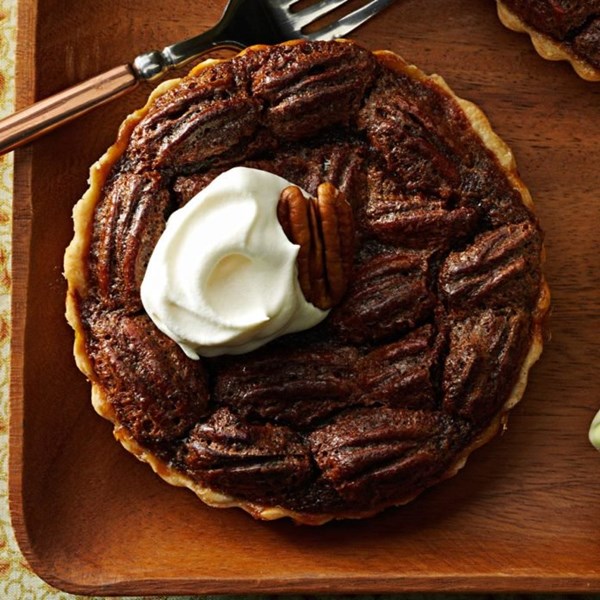 Li’l pecan pies