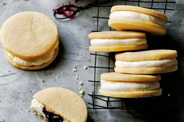 Lime and blackberry shortbread