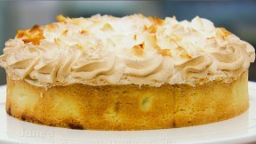 Lime and coconut meringue pie