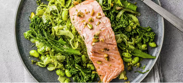 Lime and pistachio salmon with salsa greens