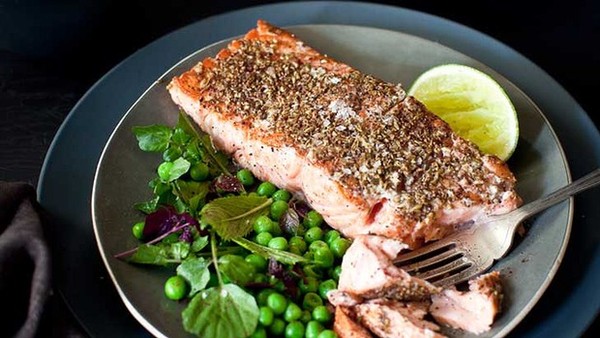 Lime and sumac salmon with mint and pea salad