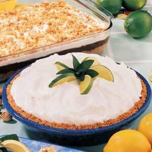 Lime cheesecake pie