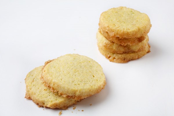 Lime cornmeal cookies