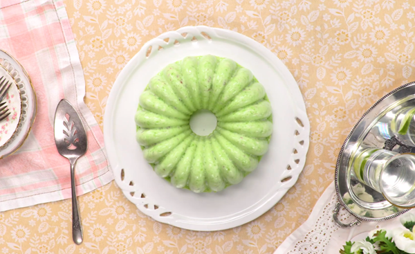 Lime gelatin and cottage cheese salad