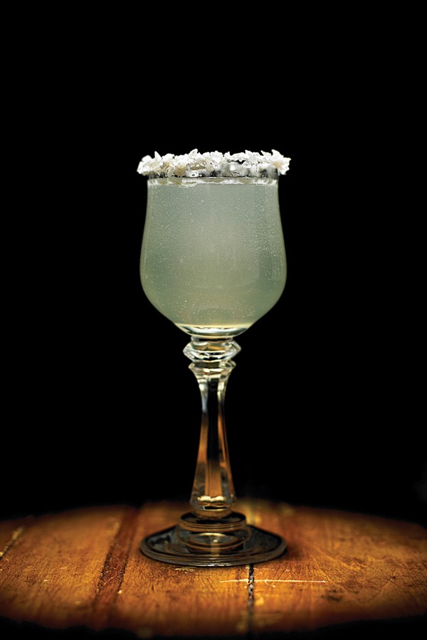 Lime pie cocktail
