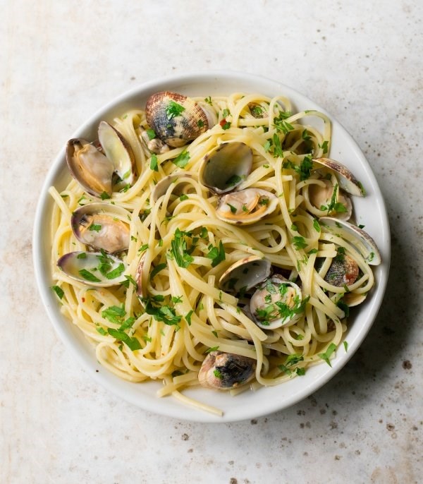 Linguine with clams