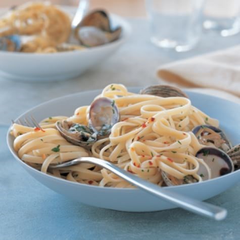Linguine with clams