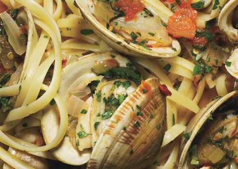 Linguine with herb broth and clams