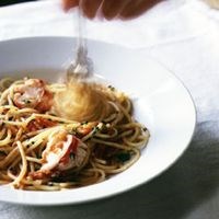 Linguine with lobster sauce