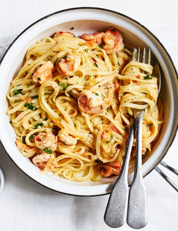 Linguine with prawn butter sauce