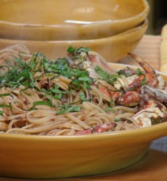 Linguine with spicy-hot crab and tomatoes