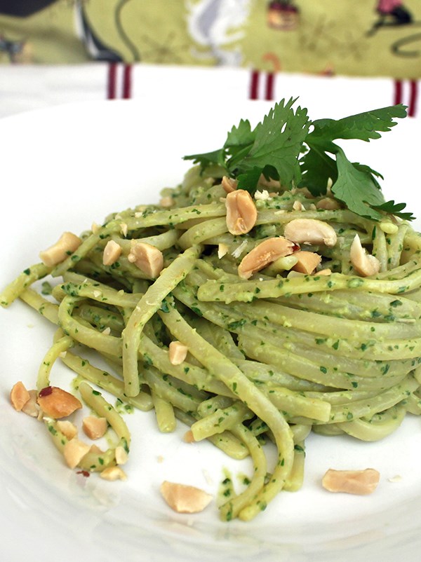 Linguine with Thai pesto