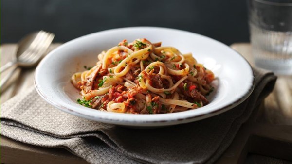Linguine with tuna fish sauce