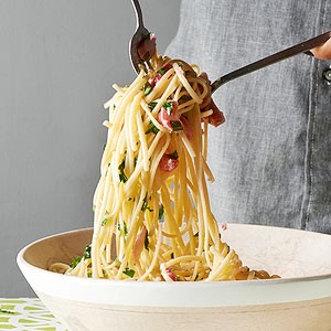 Linguini with garlic, pepper, and rhubarb