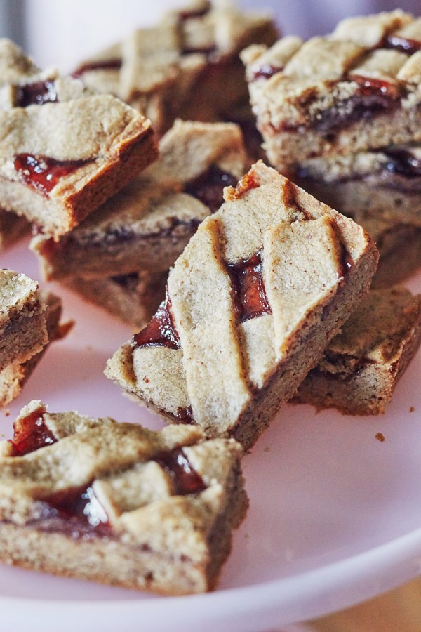 Linzer bar cookies