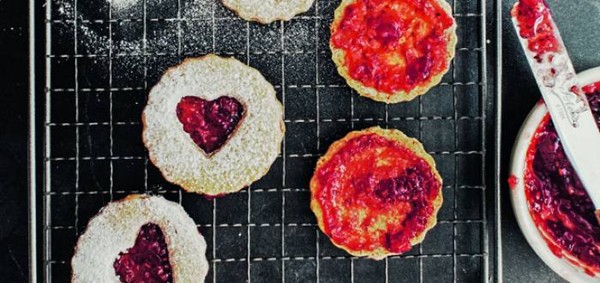 Linzer cookies