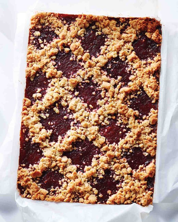 Linzer crumble pie with cranberry-raspberry jam