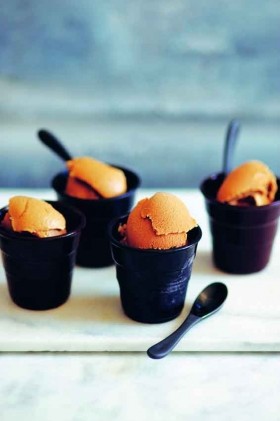 Liquorice gelato