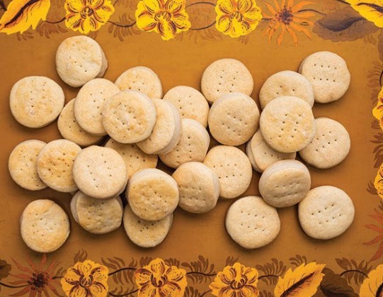Little fat biscuits (Bizcochitos de grasa)
