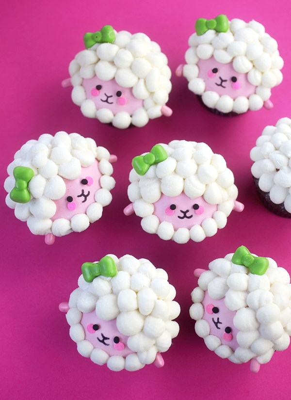 Little lamb cupcakes