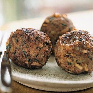 Little lamb meatballs (Keftedes)
