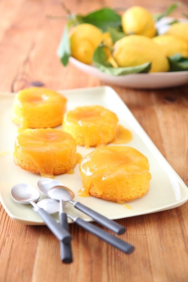Little lemon puddings