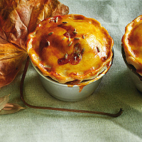 Little sausage pies with caramelised red grape relish