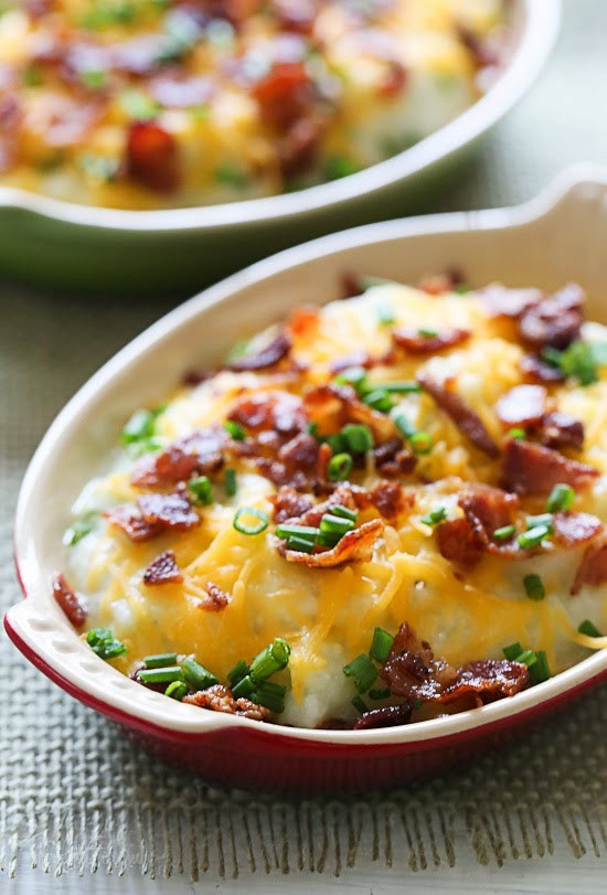 Loaded cauliflower "mash" bake