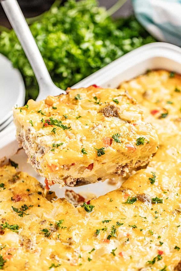 Loaded hash brown breakfast casserole 