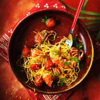 Lobster and Prosecco taglierini 