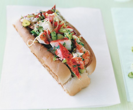 Lobster rolls with lemon vinaigrette and garlic butter
