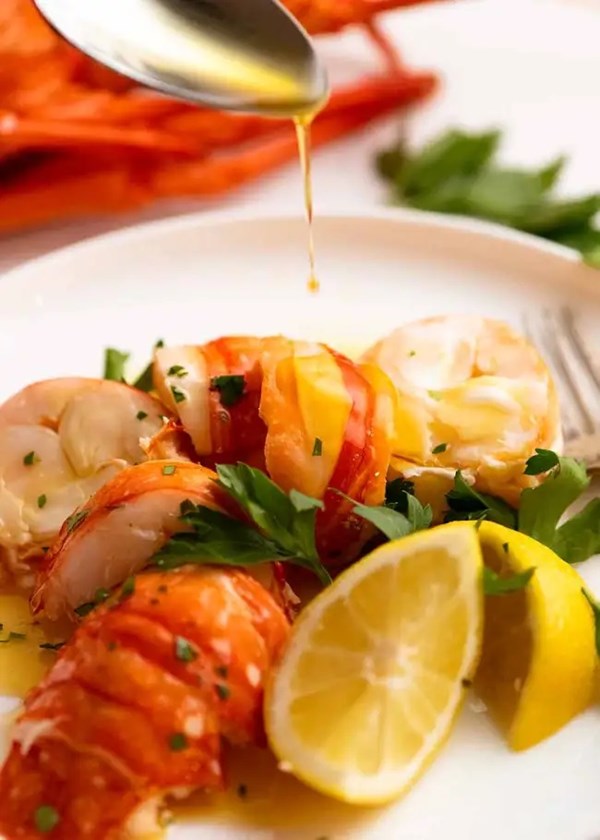 Lobster with French lemon butter sauce