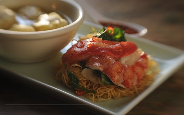 Lobster wonton mee