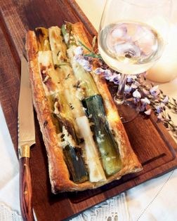 Long leek pie