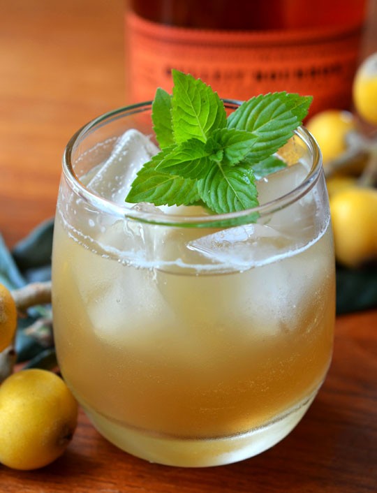 Loquat bourbon smash