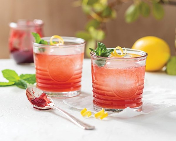 Louisville smash cocktail