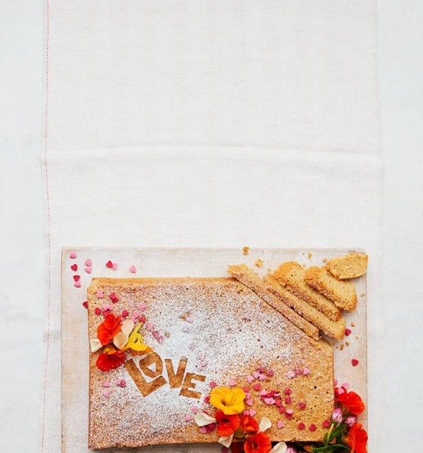 Love cake
