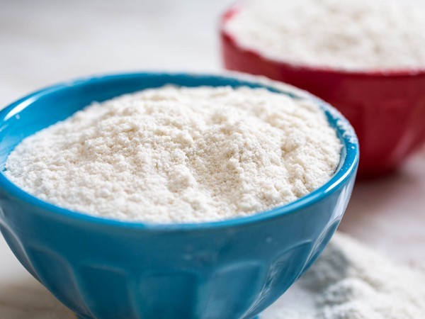 Low-allergy gluten-free flour substitute