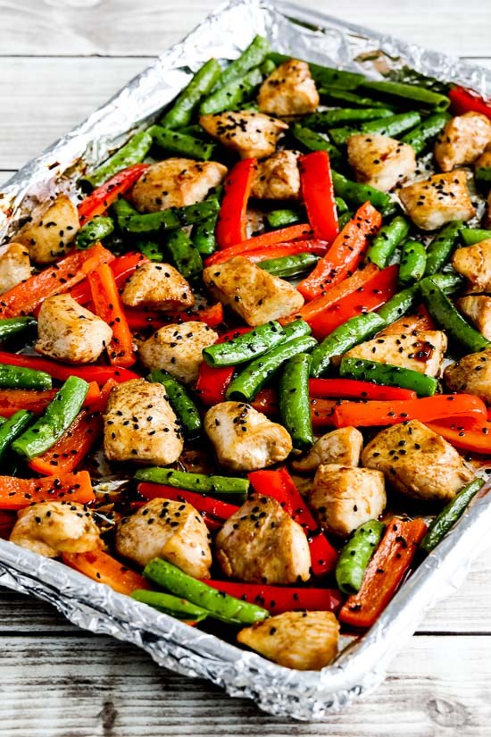 Low-carb chicken stir-fry sheet pan meal