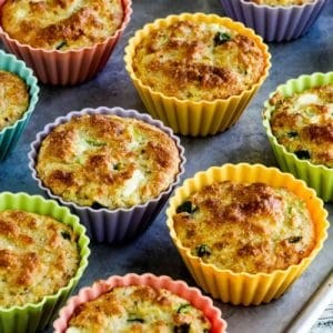 Low-carb gluten-free breakfast muffins with zucchini and feta