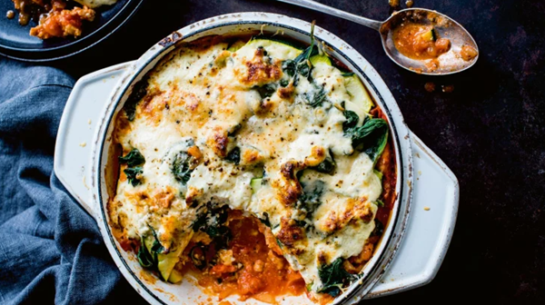 Low-carb sausage 'lasagne'