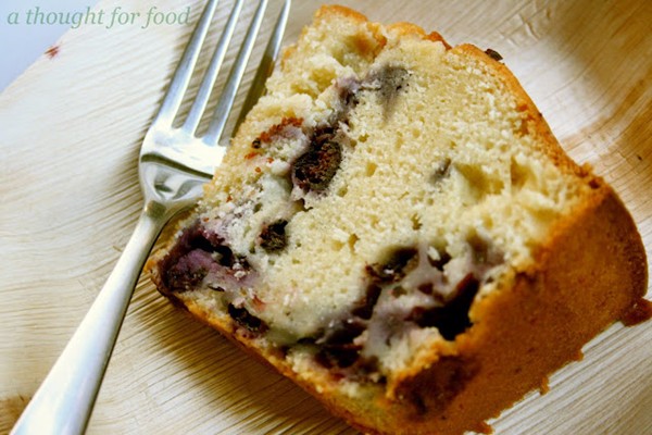 Low fat blueberry pound cake